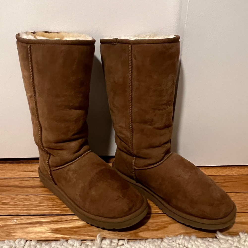 UGG Women’s Classic Tall II Boot in Chestnut - Picture 3 of 10